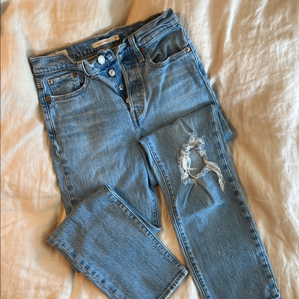 Levi’s Wedgie Straight Jeans